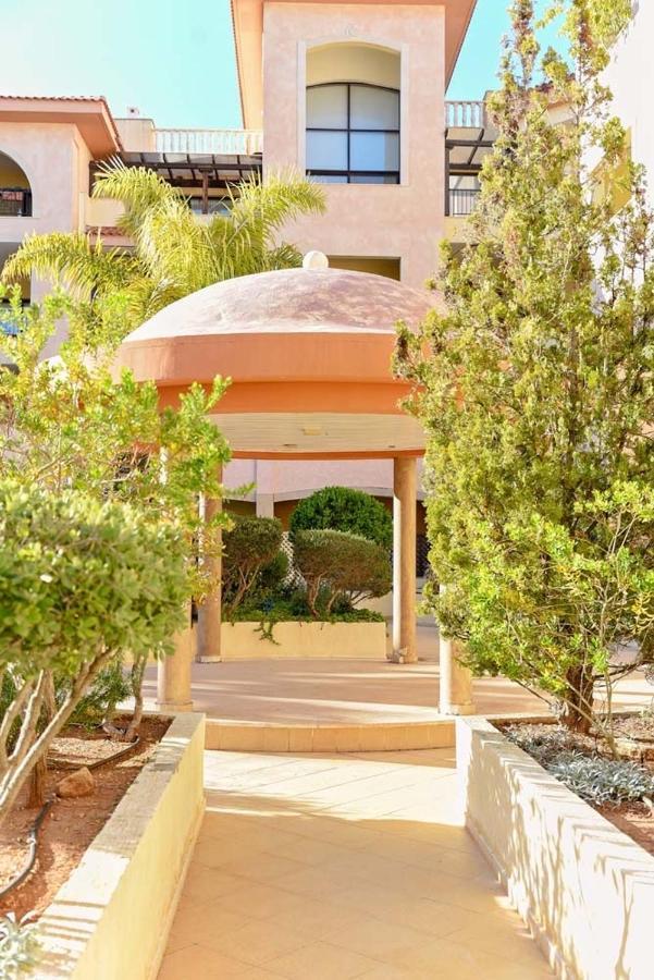 Queens Garden Walking Distance To The Beach Paphos Kültér fotó
